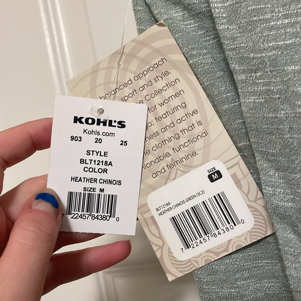 NWT Balance Collection Tank top medium - Picture 7 of 10